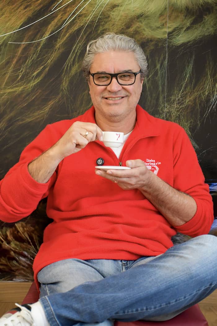 Amílcar, relacionamento com clientes da 7 Vidas